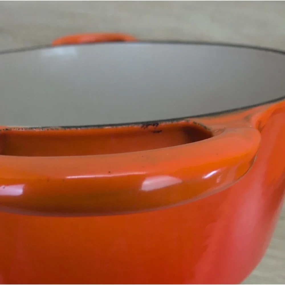 Vintage Le Creuset Enameled Cast Iron 2 Qt Pot Flame Orange Ribbed Bottom & Lid